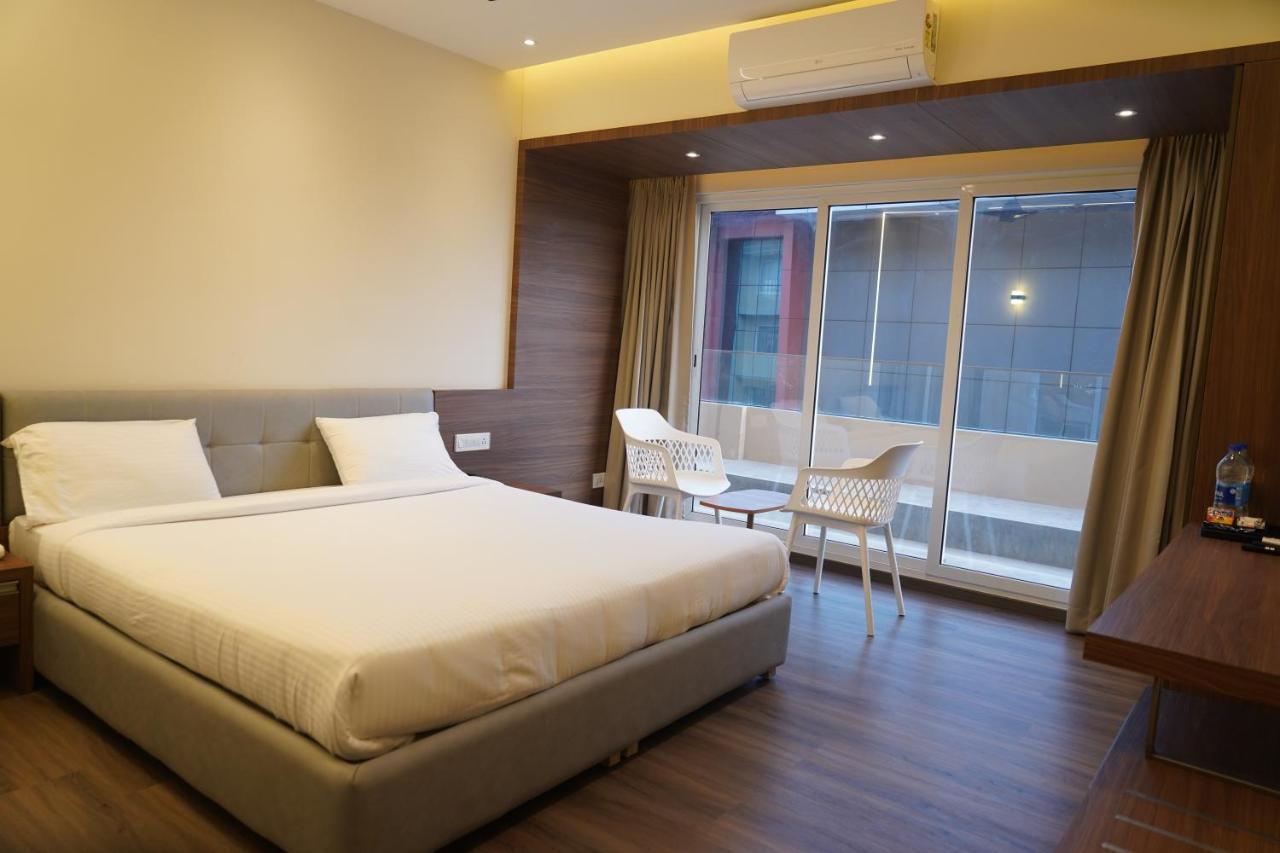 Hotel Bekal International Kasaragod Bagian luar foto