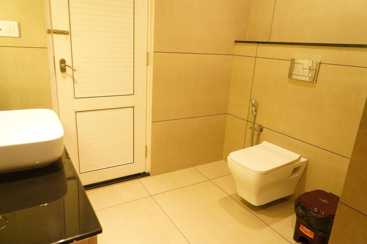 Hotel Bekal International Kasaragod Bagian luar foto
