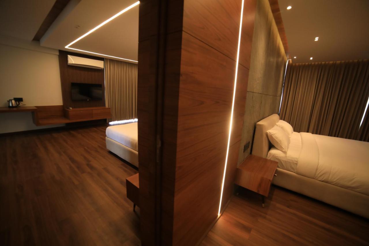Hotel Bekal International Kasaragod Bagian luar foto